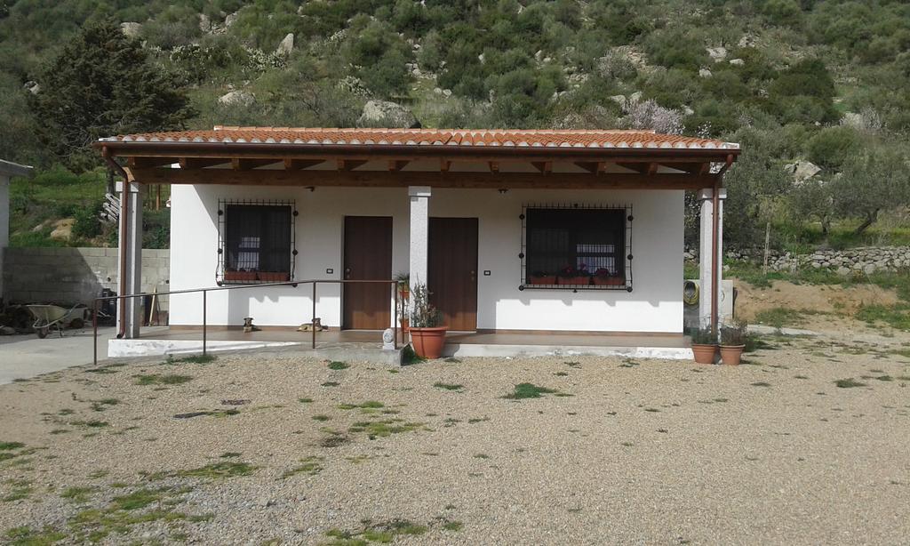 Agriturismo Locoe Oliena Exterior photo